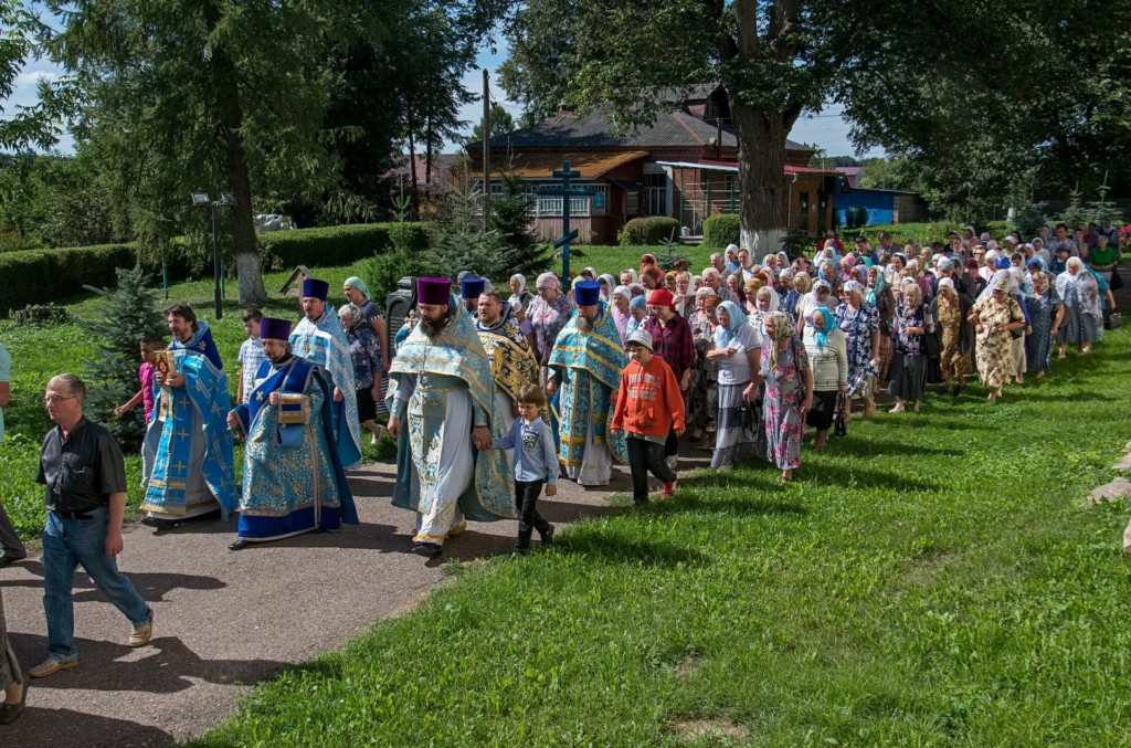 2018.08.10 - 19 праздник Смоленской иконы Божией Матери в Никольском храме с. Рогачево