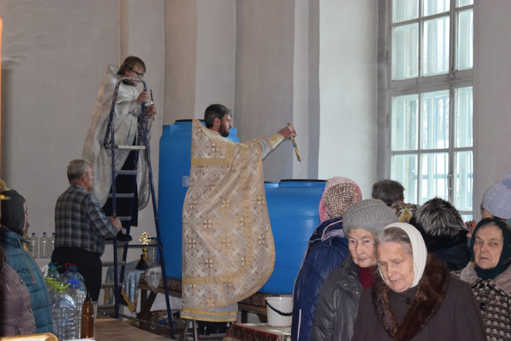 Навечерие Богоявления в Никольском храме села Рогачево. Фото 07