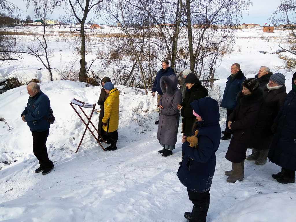 Водосвятный молебен на источнике свщмч. Харалампия в дер. Карпово. Фото 02