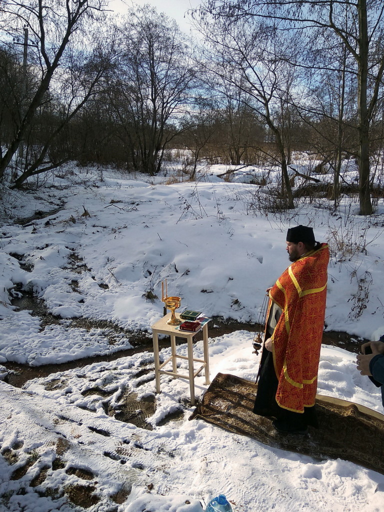 Водосвятный молебен на источнике свщмч. Харалампия в дер. Карпово. Фото 04