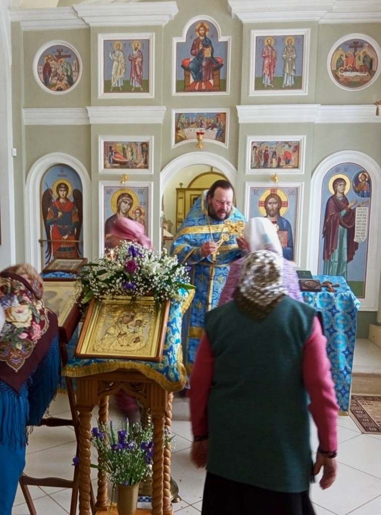 Празднование Иверской иконе Божией Матери в Никольском храме дер. Подмошье. Фото 05