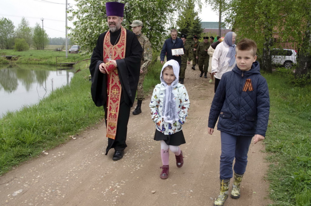 Водосвятный молебен в дер. Нестерово. Фото 01