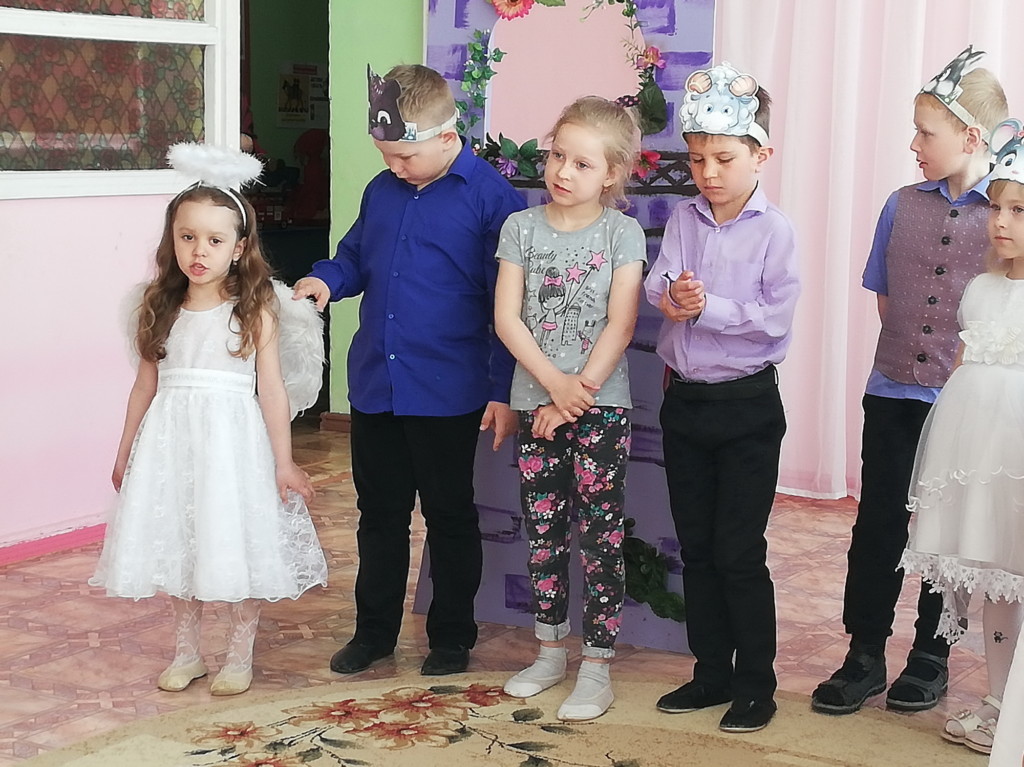 Пасхальный утренник в детском саду -Рябинка-. Фото 02