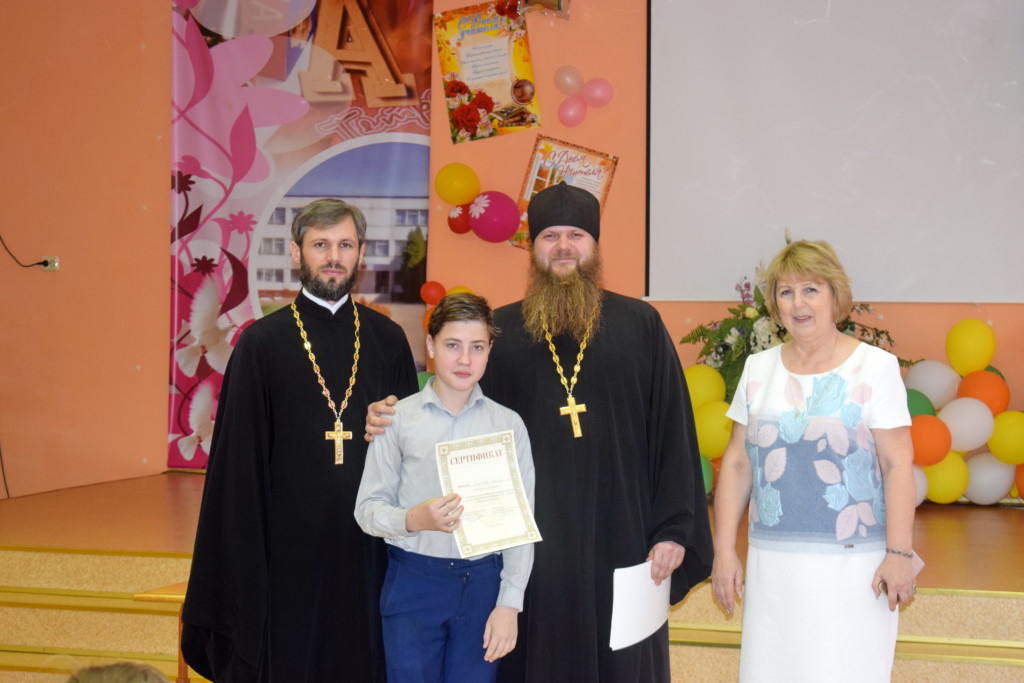Акция «Согреем детские сердца» в Рогачевском благочинии. Фото 09